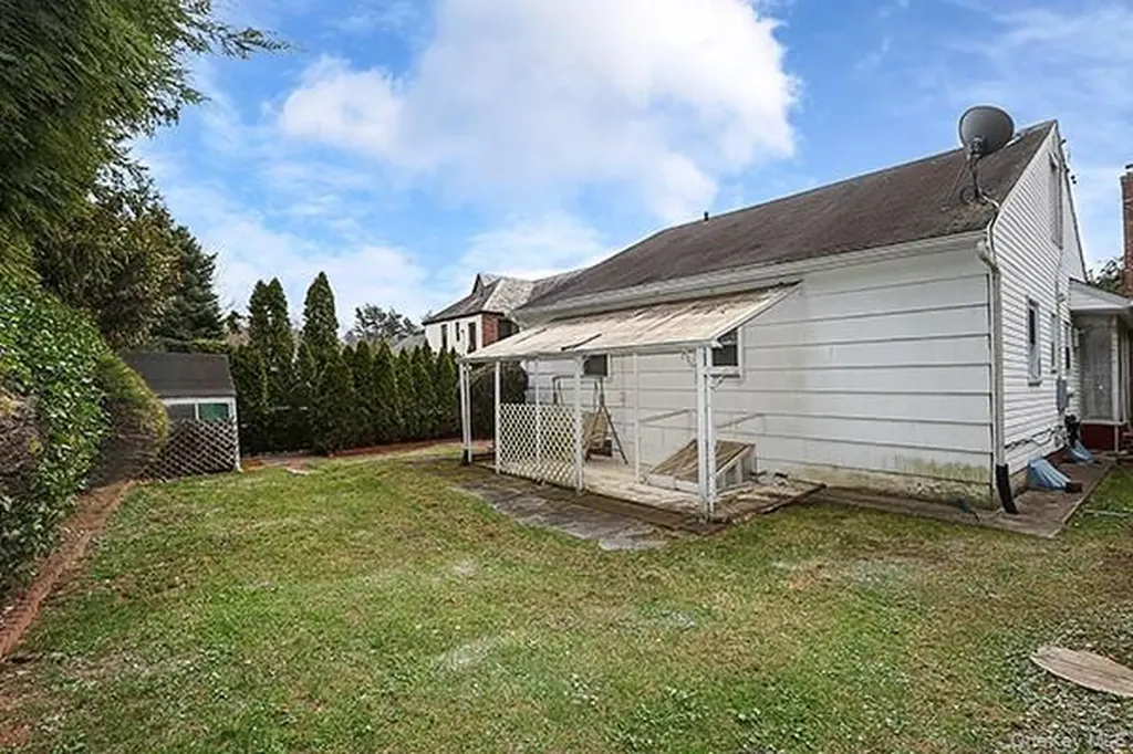 97 Vanderbilt Avenue Manhasset NY 11030