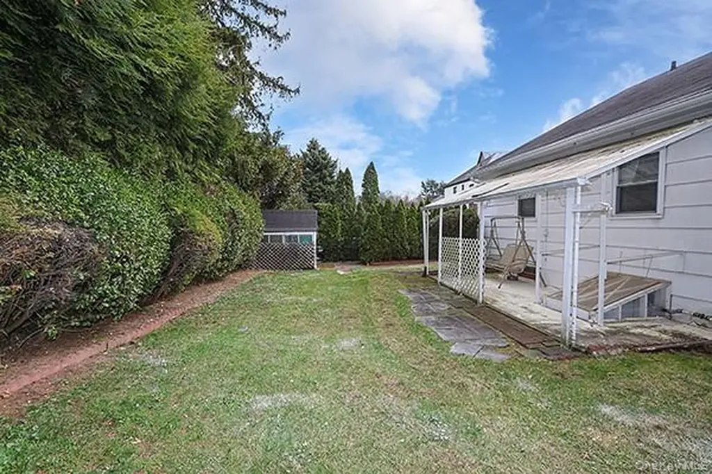 97 Vanderbilt Avenue Manhasset NY 11030