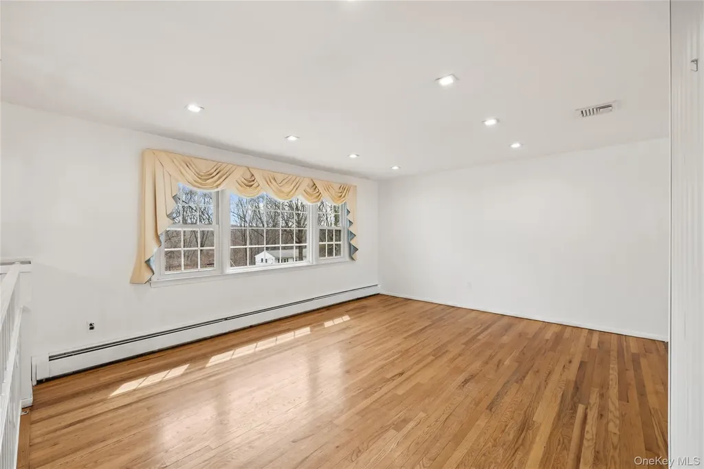 7 Jacqueline Road Monsey NY 10952