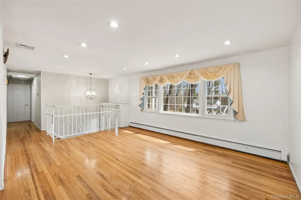 7 Jacqueline Road Monsey NY 10952