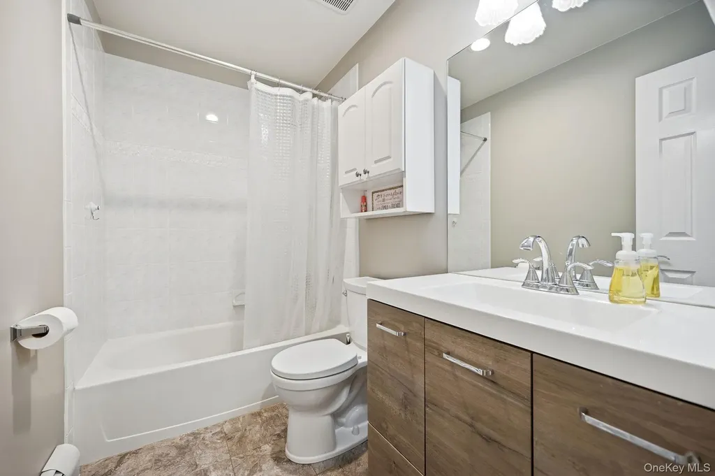 1 Penny Lane West Nyack NY 10994