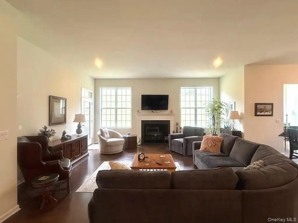 10 W Tilden Place Hopewell Junction NY 12533