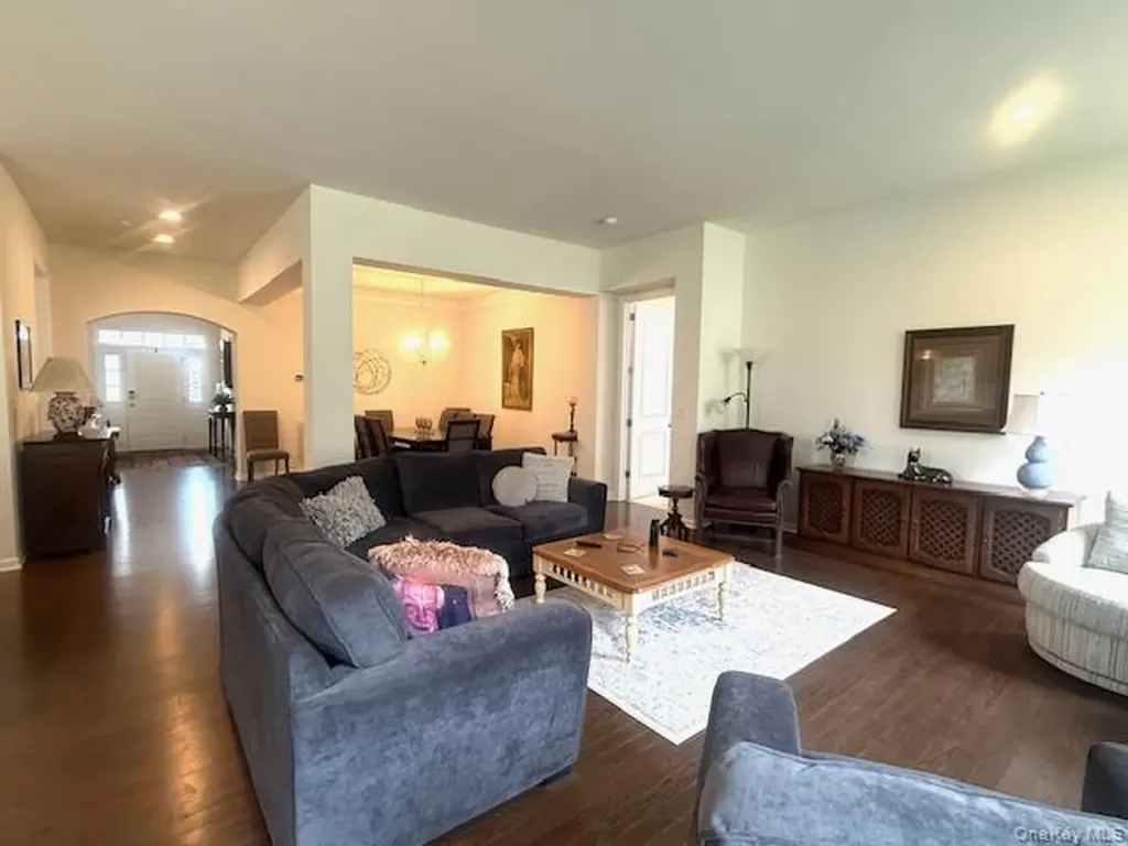 10 W Tilden Place Hopewell Junction NY 12533
