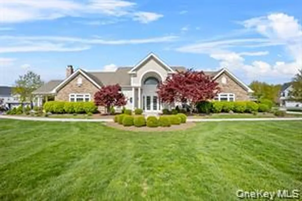 10 W Tilden Place Hopewell Junction NY 12533