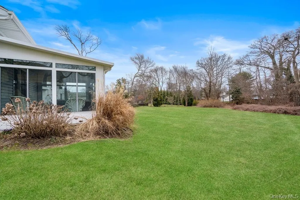 848 Hampshire Road Bay Shore NY 11706