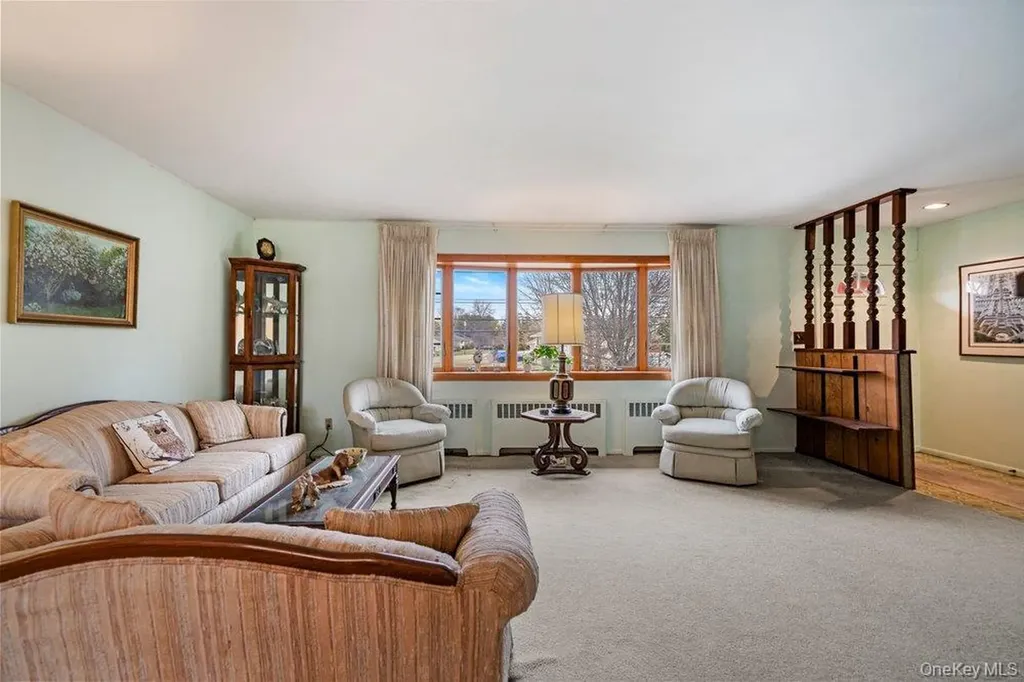 848 Hampshire Road Bay Shore NY 11706