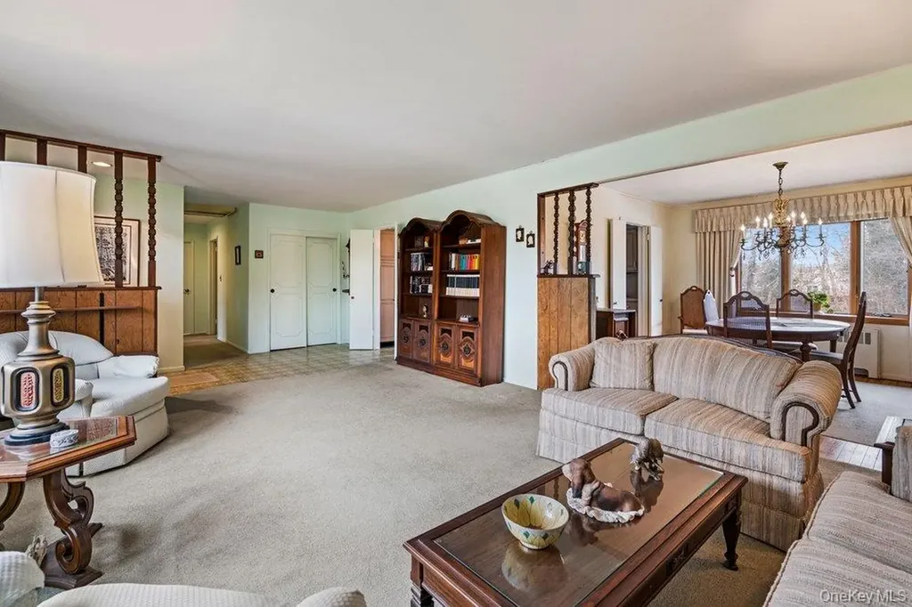 848 Hampshire Road Bay Shore NY 11706