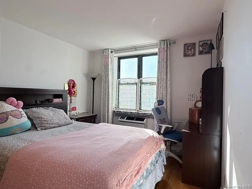 14218 38th Avenue Flushing NY 11354