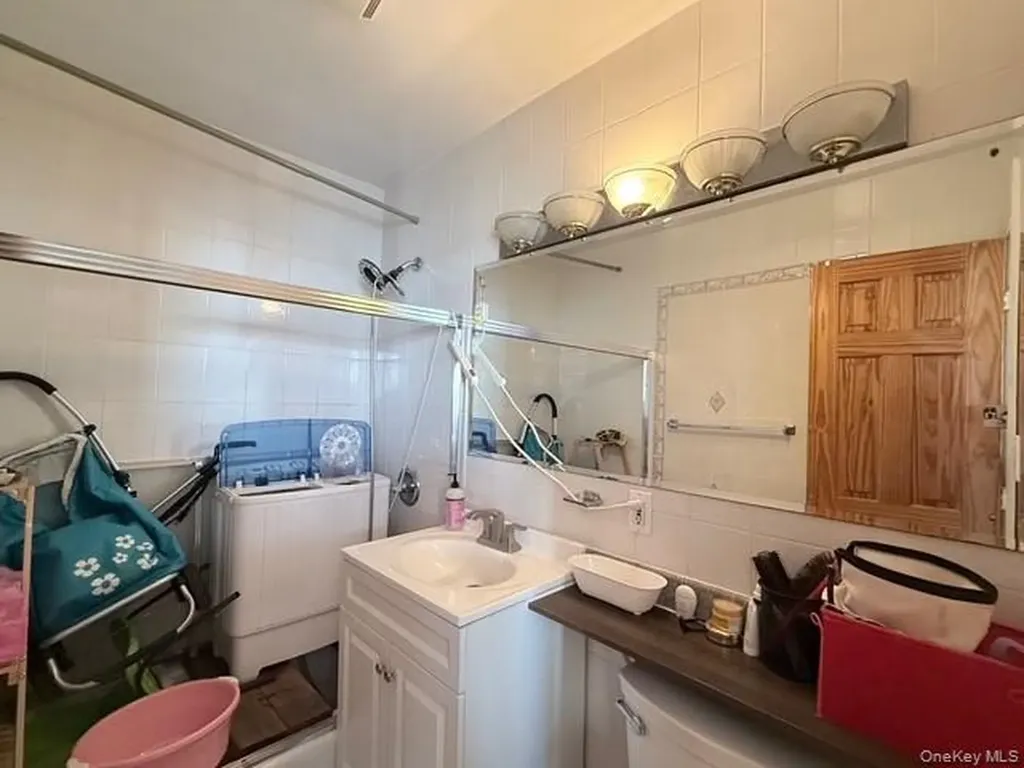 14218 38th Avenue Flushing NY 11354