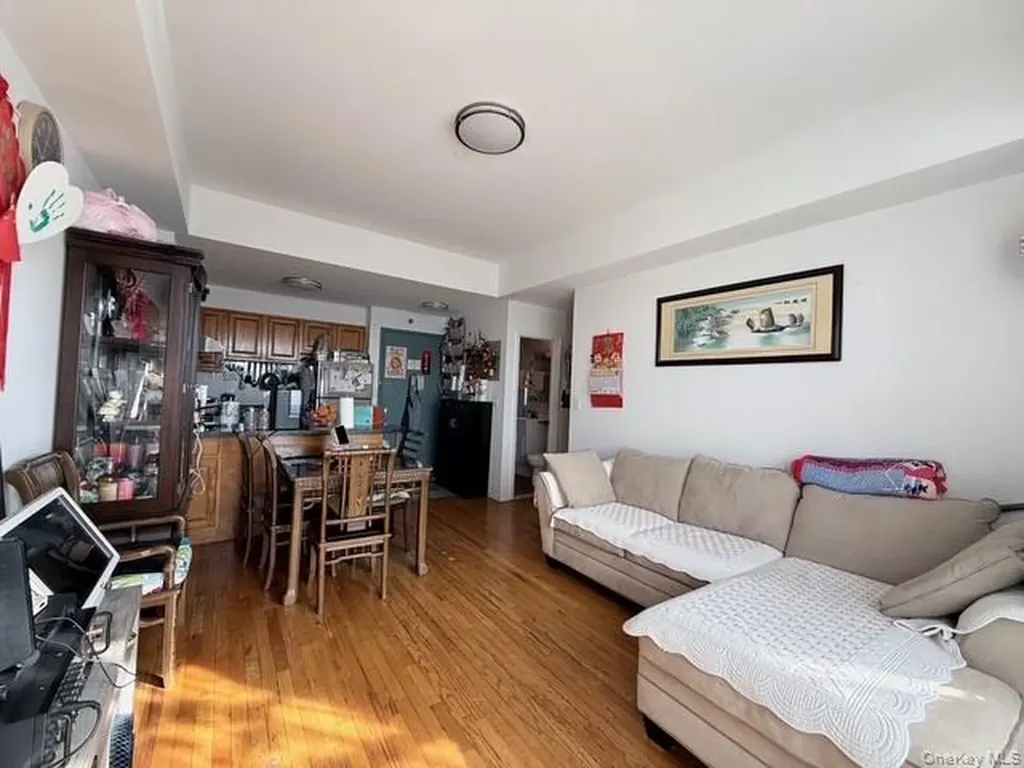 14218 38th Avenue Flushing NY 11354