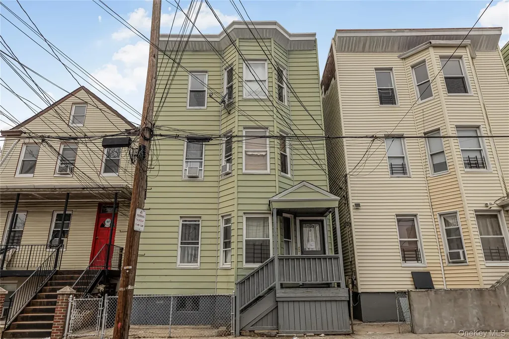 139 Voss Avenue Yonkers NY 10703