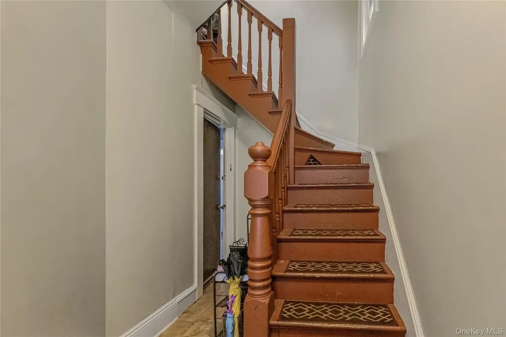 139 Voss Avenue Yonkers NY 10703