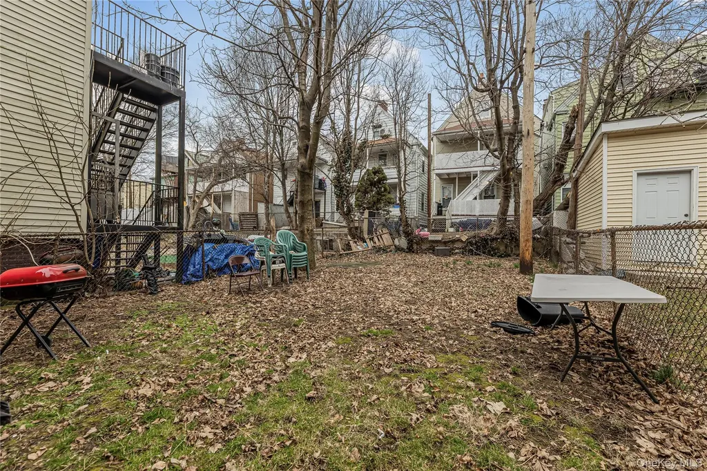 139 Voss Avenue Yonkers NY 10703