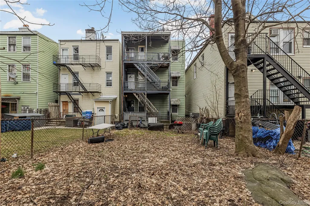 139 Voss Avenue Yonkers NY 10703