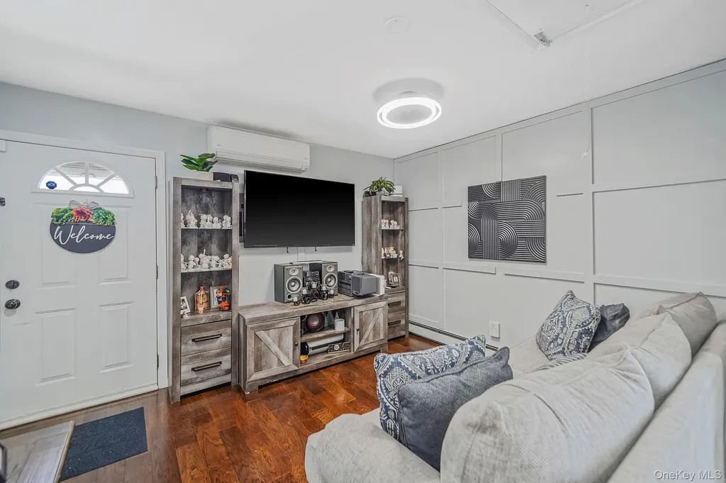 3 Heather Court Centereach NY 11720