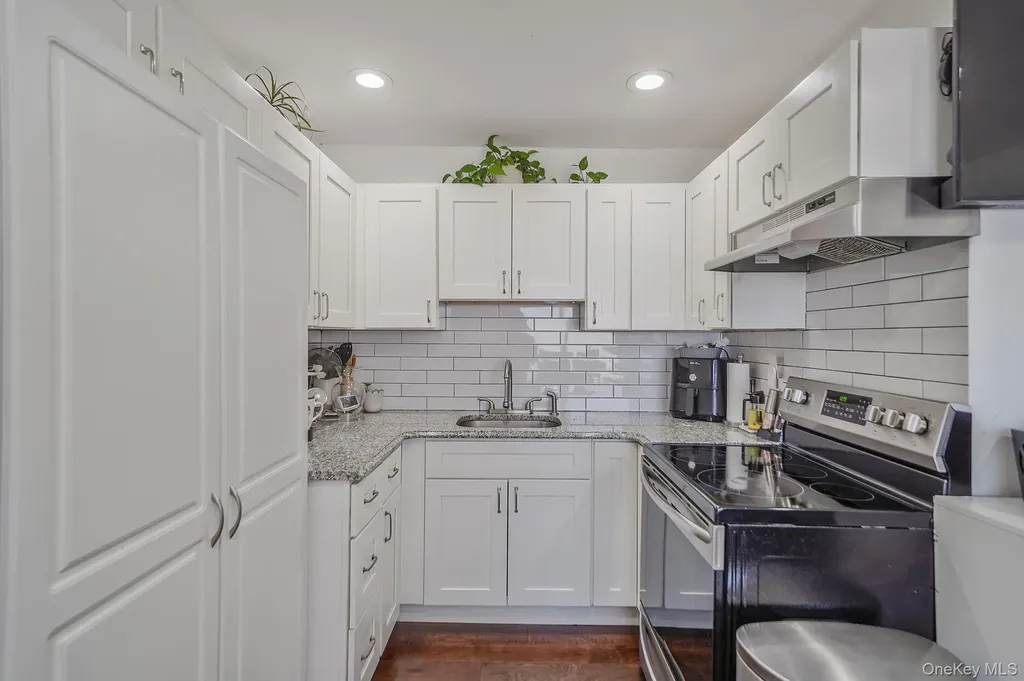 3 Heather Court Centereach NY 11720
