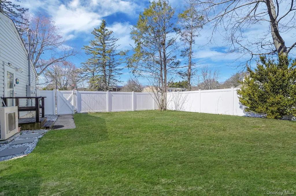 3 Heather Court Centereach NY 11720