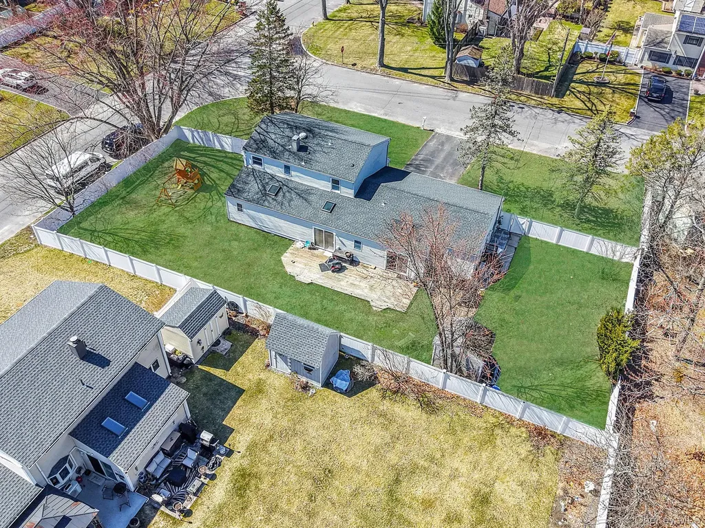 3 Heather Court Centereach NY 11720