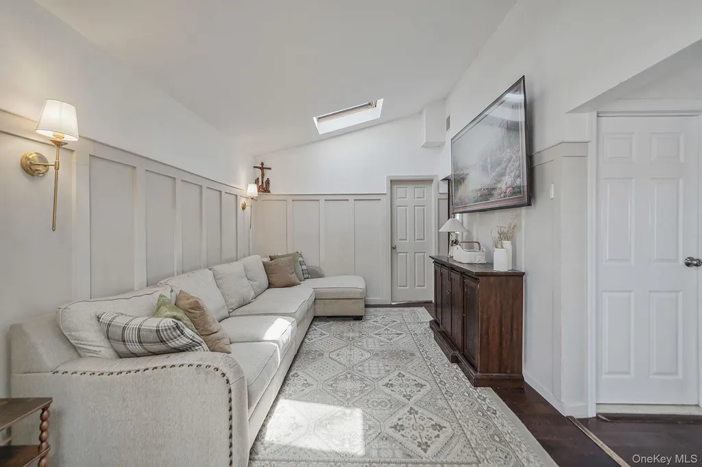 3 Heather Court Centereach NY 11720