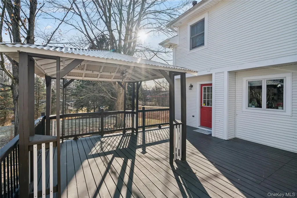 2 Pine Tree Road Monroe NY 10950