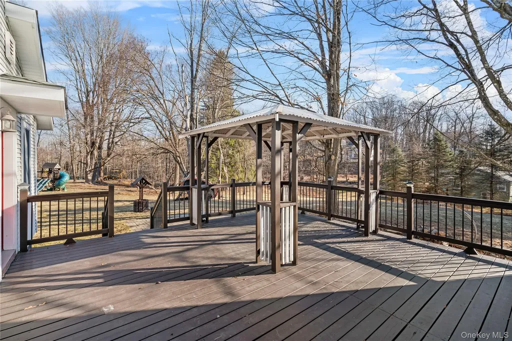 2 Pine Tree Road Monroe NY 10950