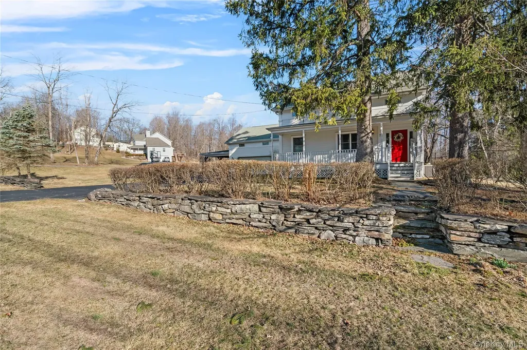 2 Pine Tree Road Monroe NY 10950
