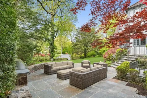 10 Locust Ridge Road Larchmont NY 10538