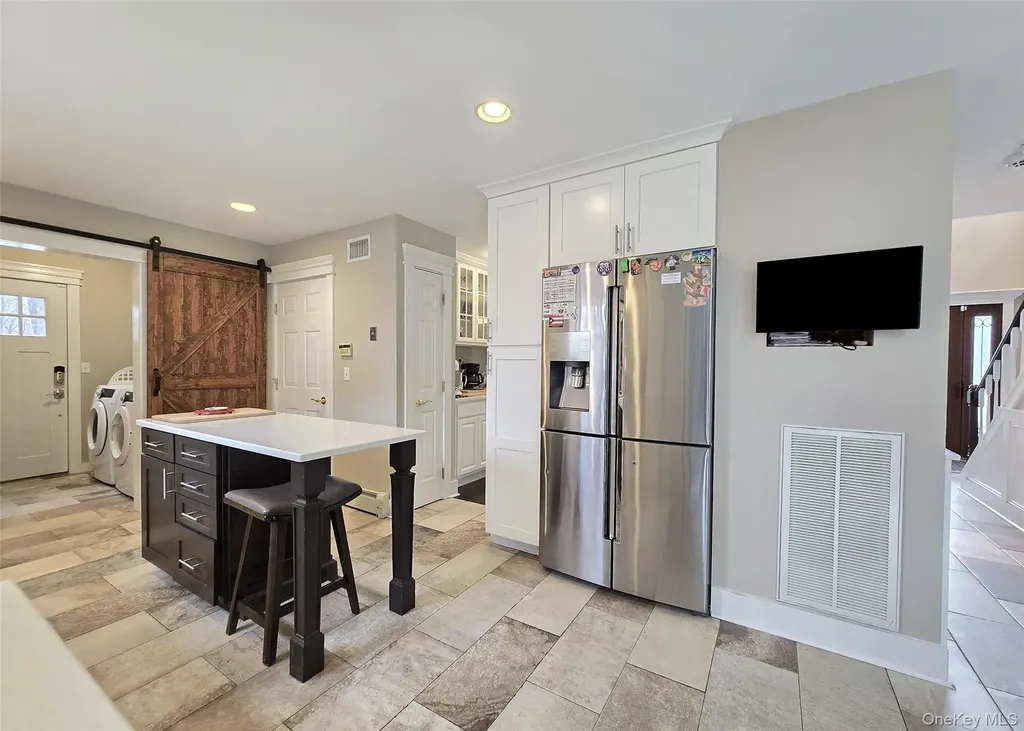9 Keystone Court Centereach NY 11720