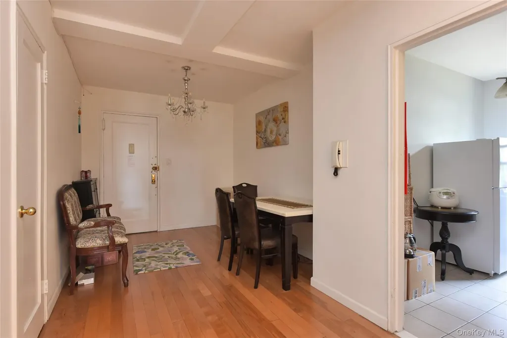 141-16 25th Road Flushing NY 11354