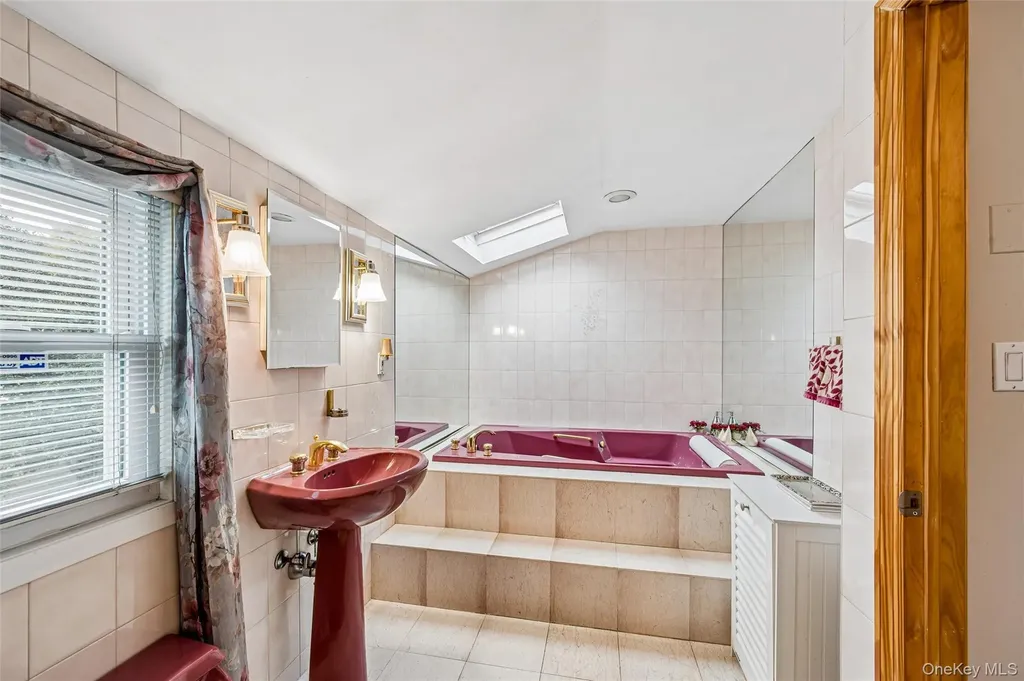 3634 Summer Drive Wantagh NY 11793