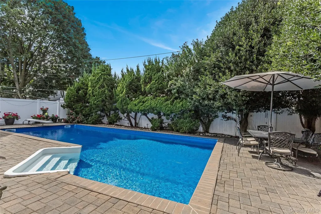 3634 Summer Drive Wantagh NY 11793