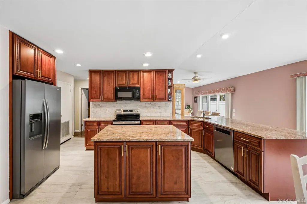3634 Summer Drive Wantagh NY 11793