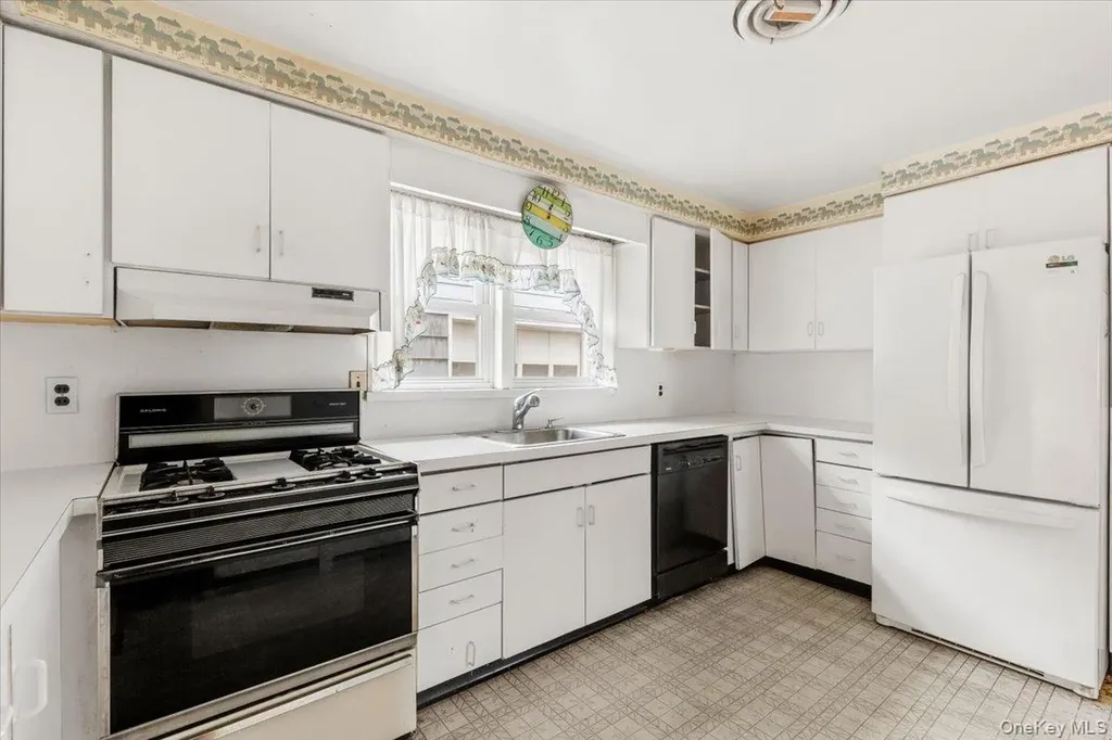175 White Road Scarsdale NY 10583