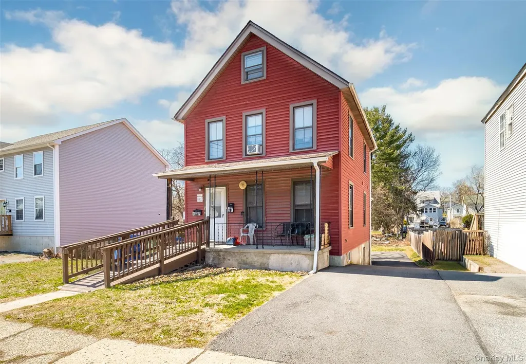 82 Sprague Avenue Middletown NY 10940