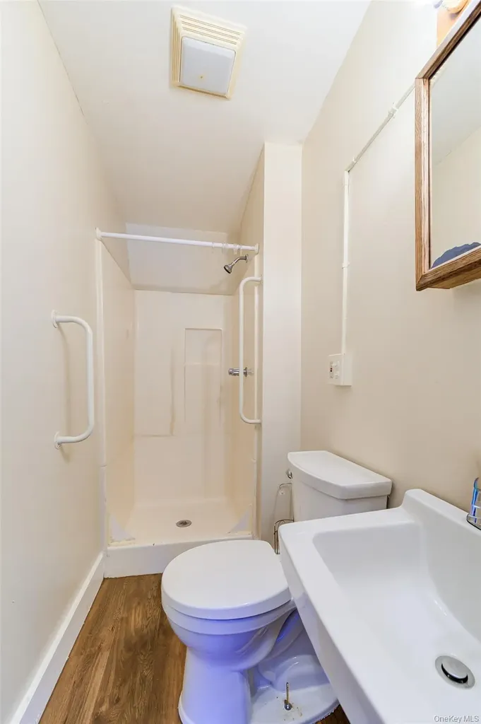 82 Sprague Avenue Middletown NY 10940