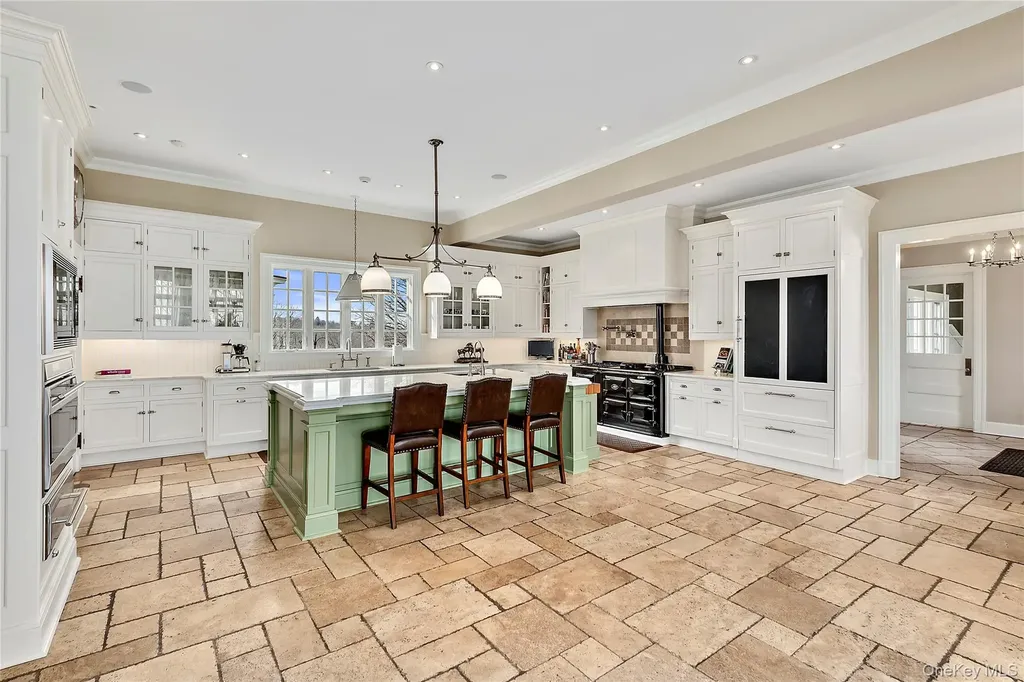 270 Guard Hill Road Bedford Corners NY 10549