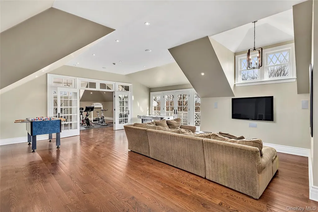 270 Guard Hill Road Bedford Corners NY 10549