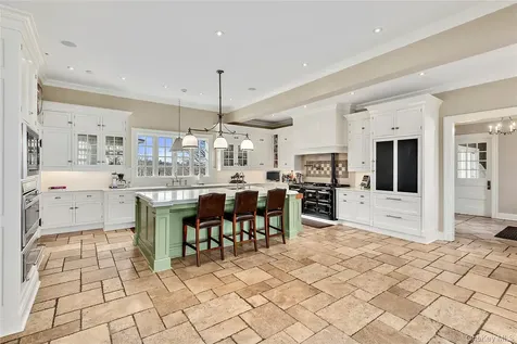270 Guard Hill Road Bedford Corners NY 10549
