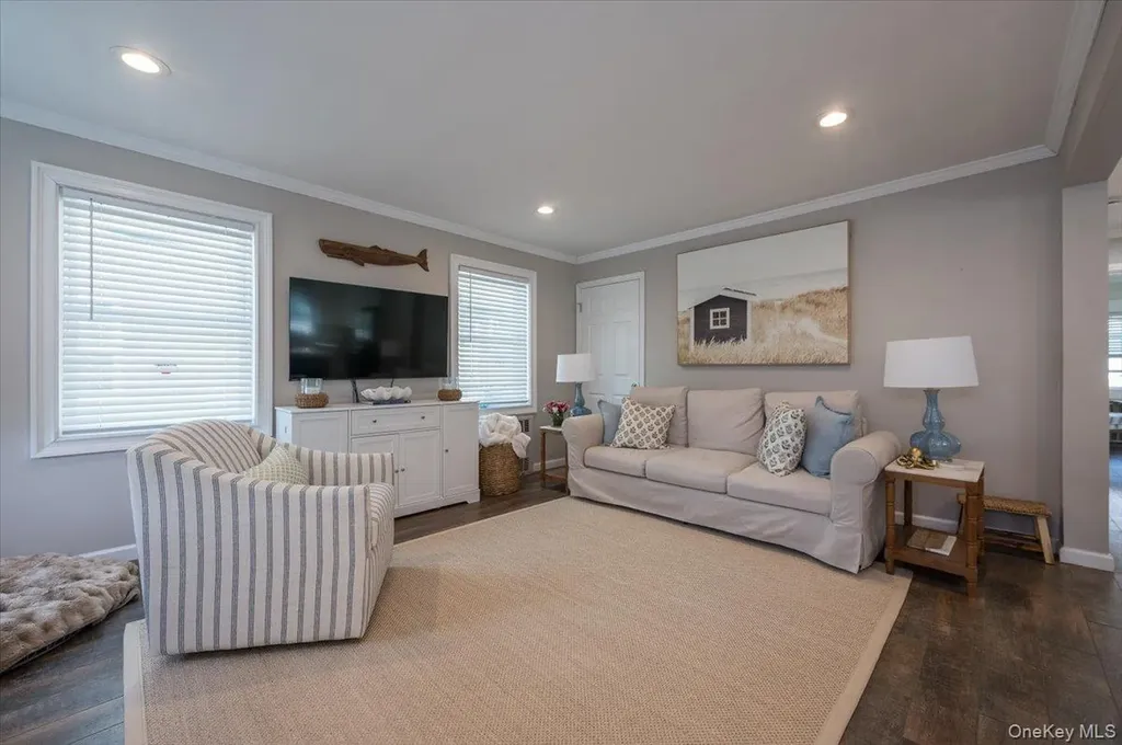 610 Monroe Boulevard Long Beach NY 11561
