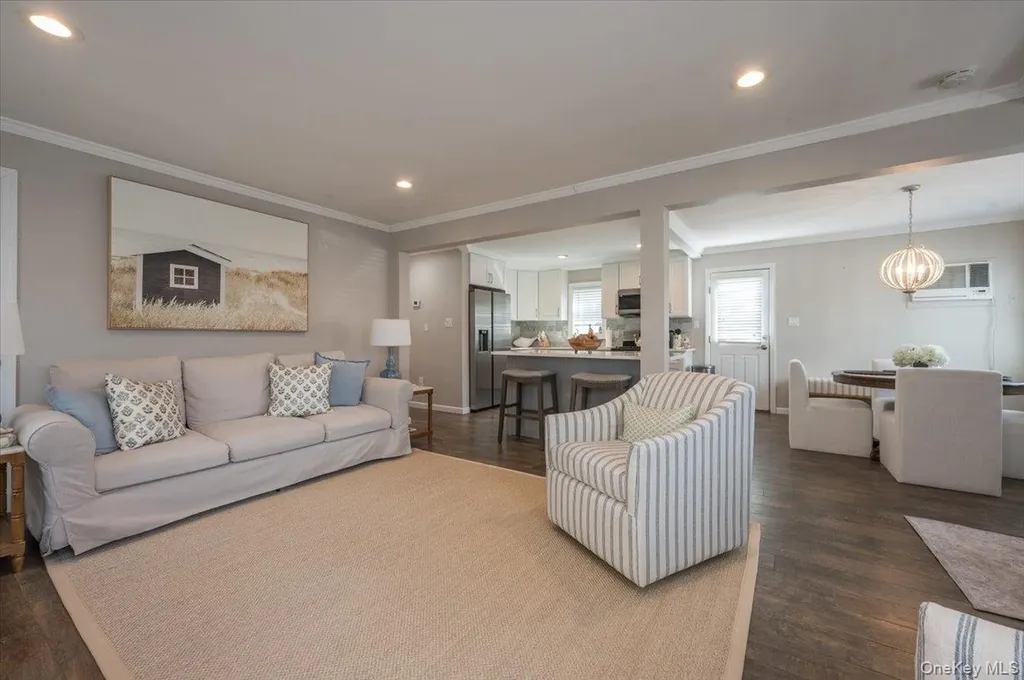 610 Monroe Boulevard Long Beach NY 11561