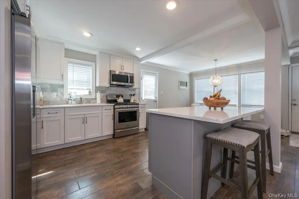610 Monroe Boulevard Long Beach NY 11561
