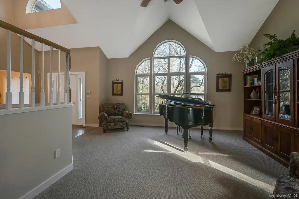 4 Apple Lane Wading River NY 11792