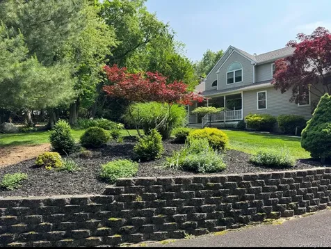 4 Apple Lane Wading River NY 11792