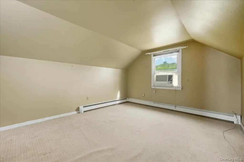 215 W Granada Avenue Lindenhurst NY 11757