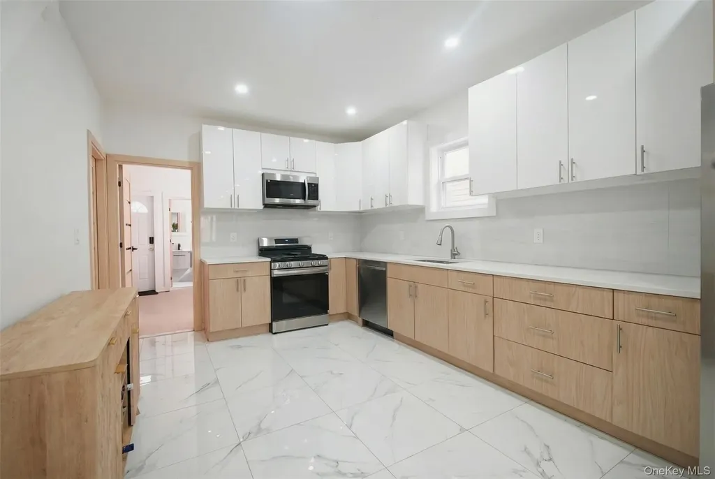 837 E 49th Street Brooklyn NY 11203