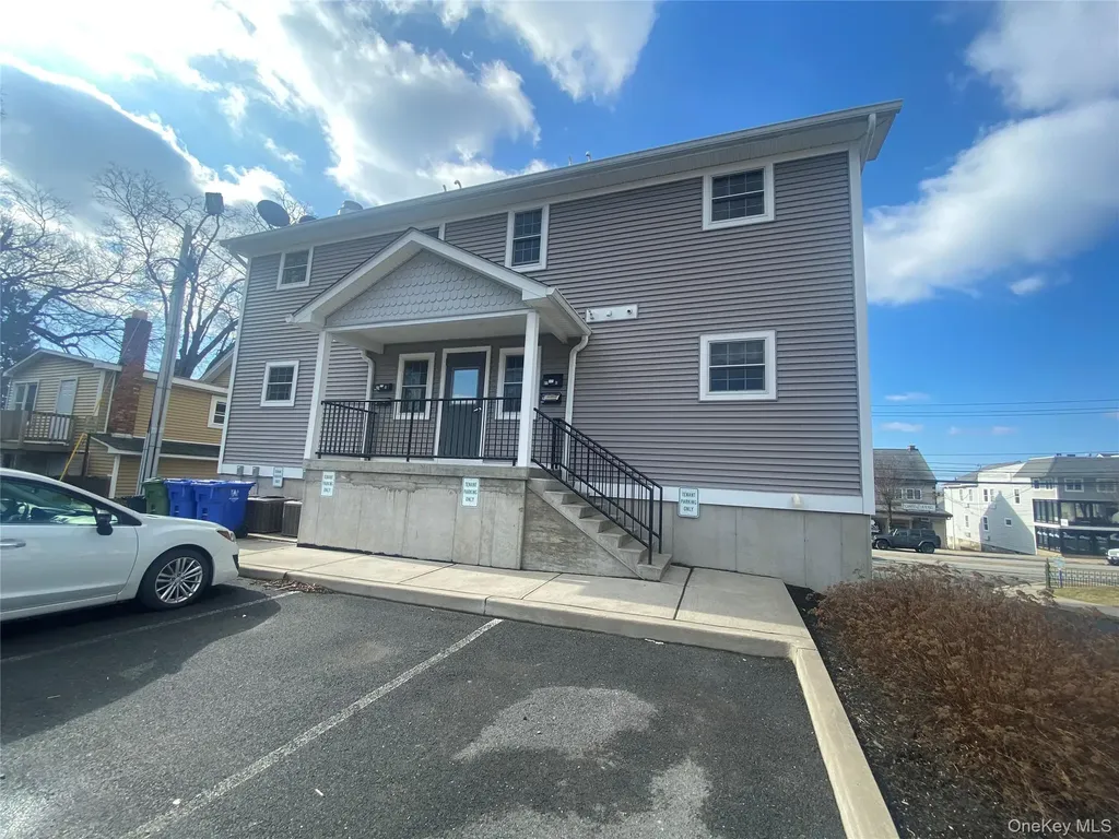 27 N Main Street Florida NY 10921