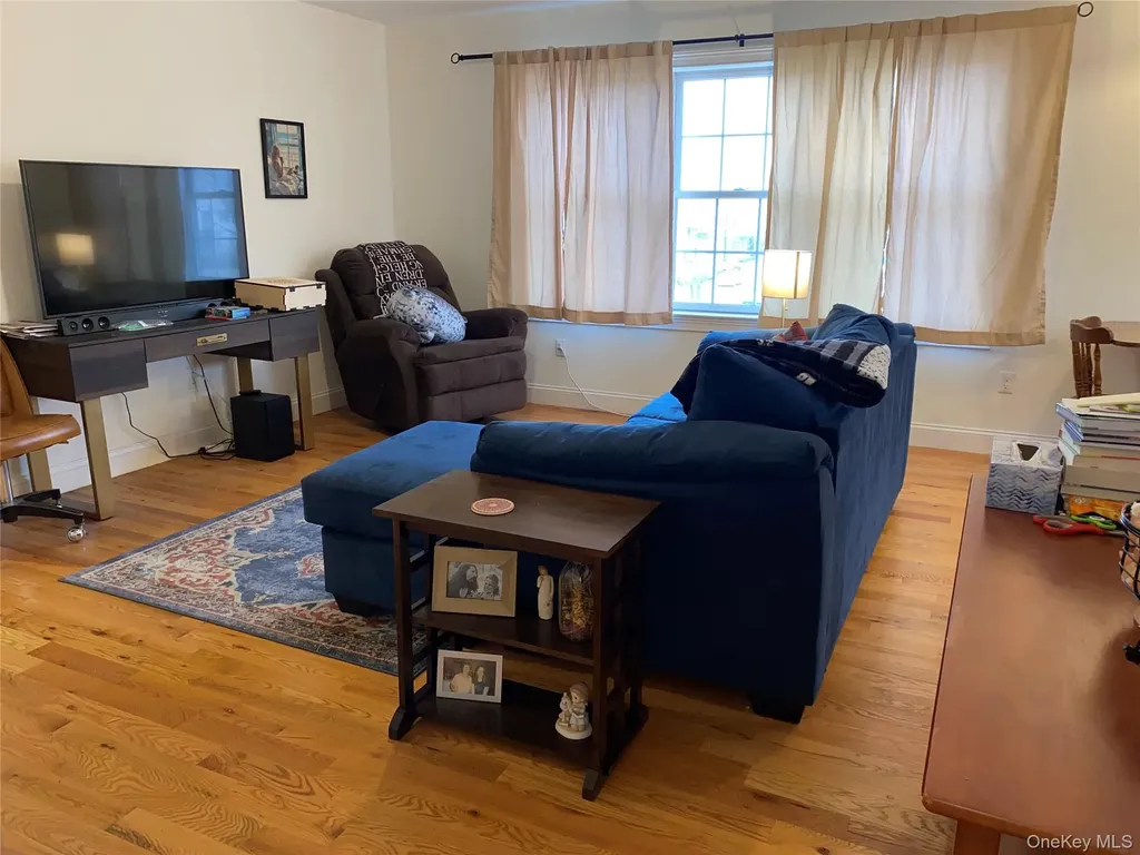 27 N Main Street Florida NY 10921