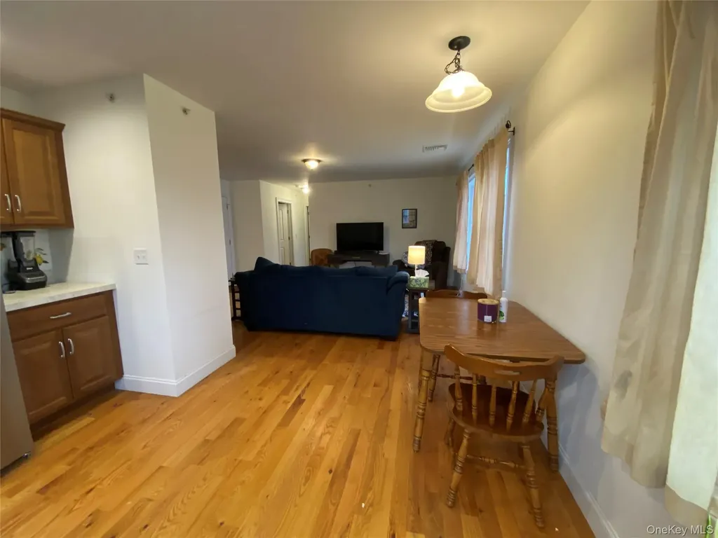 27 N Main Street Florida NY 10921