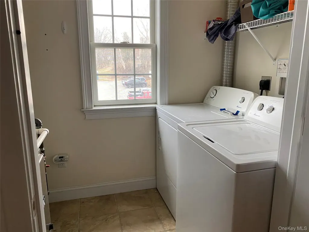 27 N Main Street Florida NY 10921