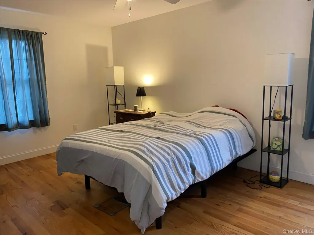27 N Main Street Florida NY 10921